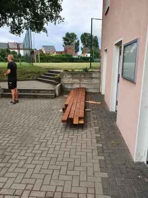 Arbeitseinsatz Sportplatz Pt. I
