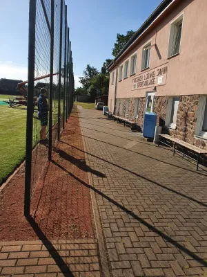 Arbeitseinsatz Sportplatz Pt. I
