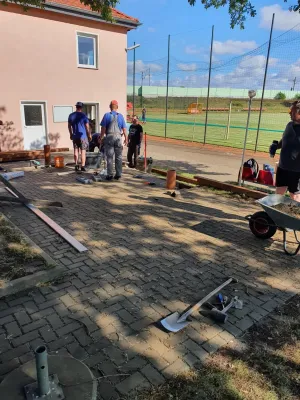 Arbeitseinsatz Sportplatz Pt. I