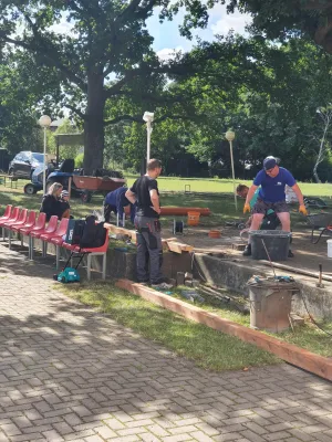 Arbeitseinsatz Sportplatz Pt. I