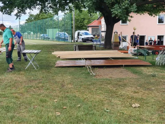 Arbeitseinsatz Sportplatz Pt. I