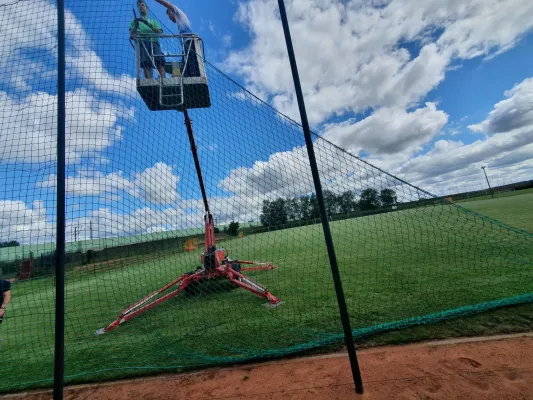Arbeitseinsatz Sportplatz Pt. I