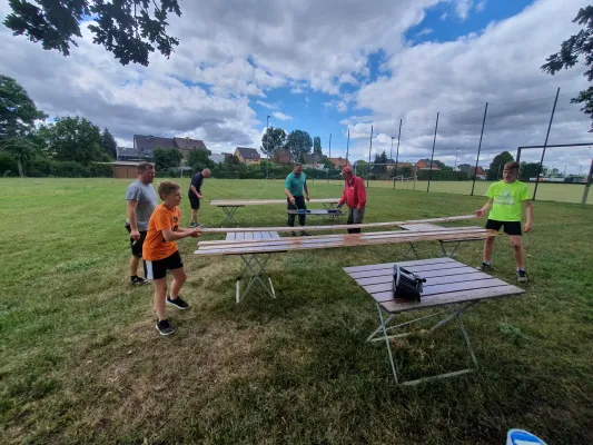 Arbeitseinsatz Sportplatz Pt. I