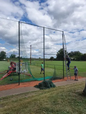 Arbeitseinsatz Sportplatz Pt. I